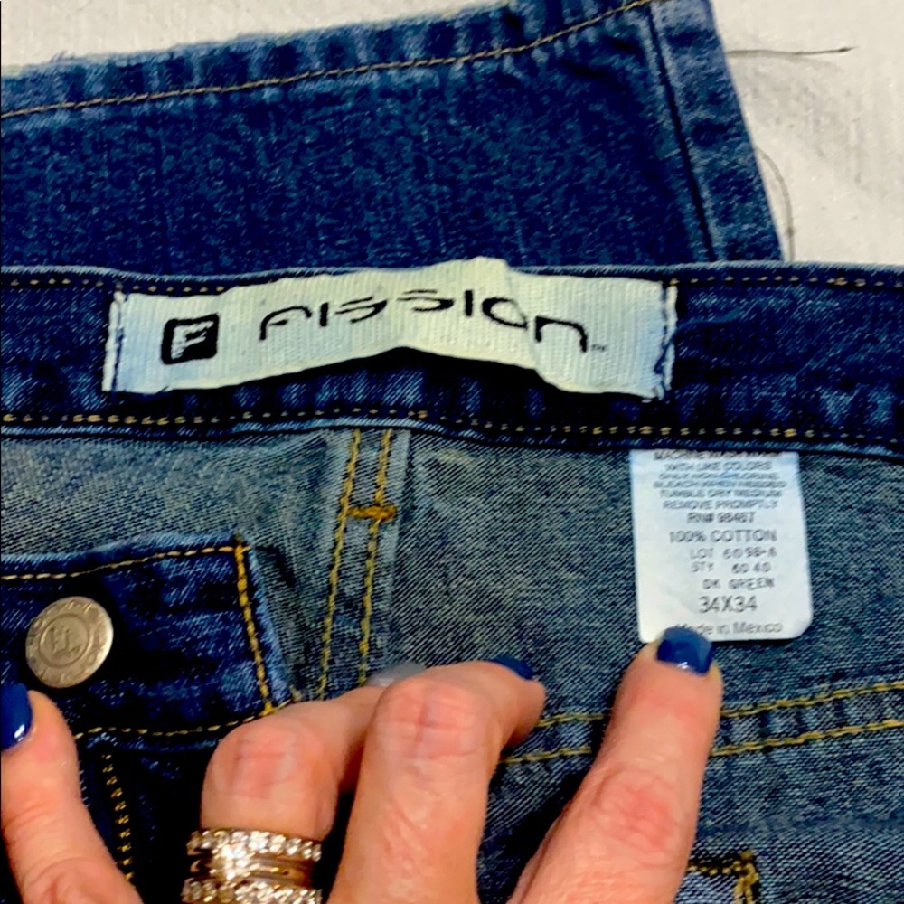 Men’s Fusion Loose jeans size 34 x 34.